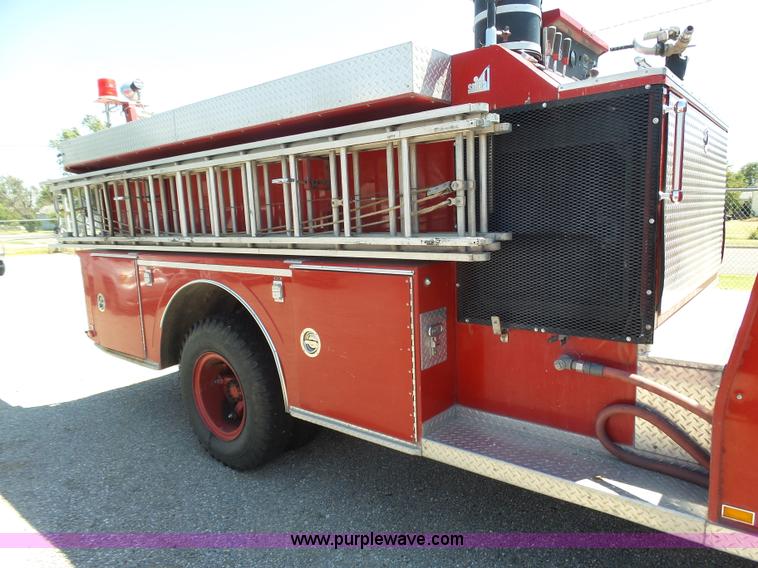 image for item K8445 1985 GMC 7000 fire truck