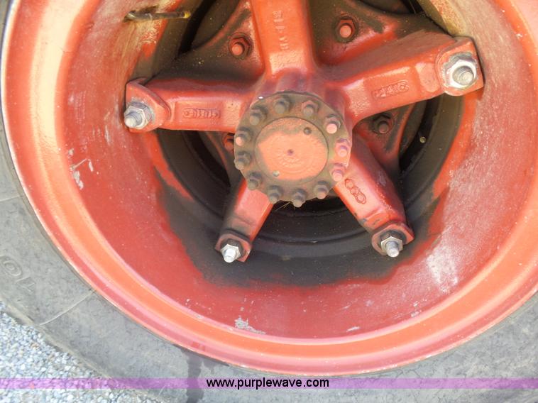 image for item K8445 1985 GMC 7000 fire truck