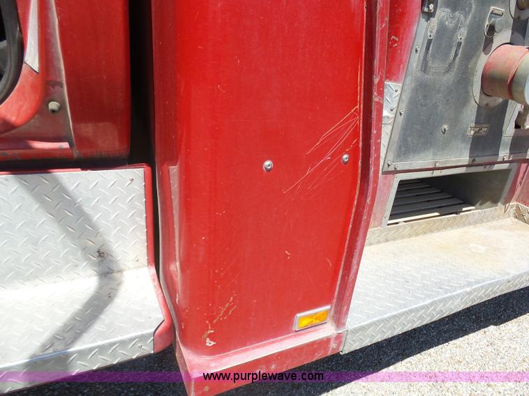 image for item K8445 1985 GMC 7000 fire truck