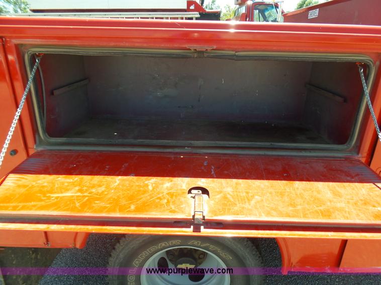 image for item K8446 1993 Chevrolet Cheyenne 3500 Crew Cab fire truck