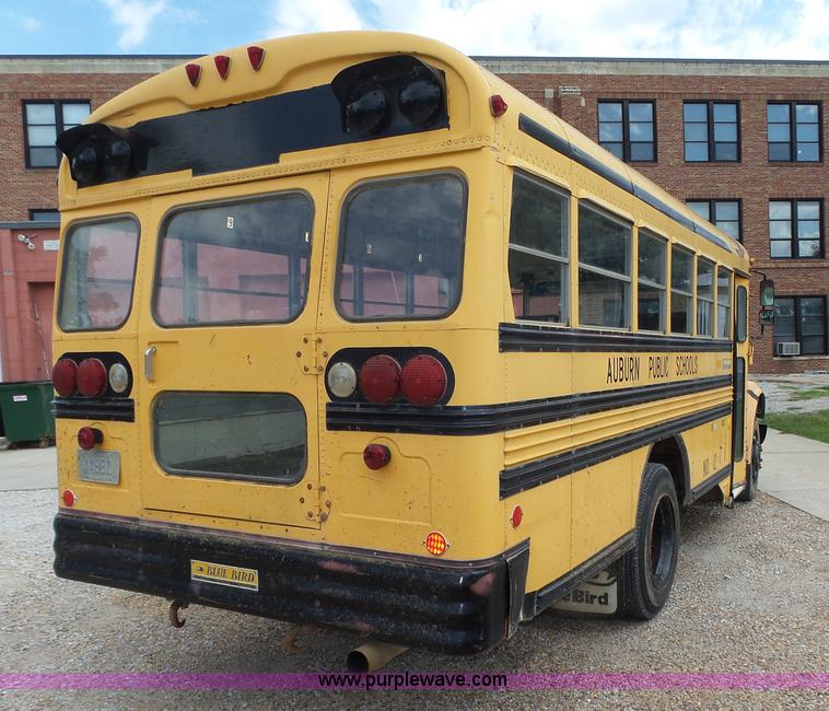 image for item K8456 1990 International 3800 school bus