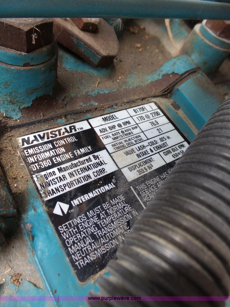 image for item K8456 1990 International 3800 school bus