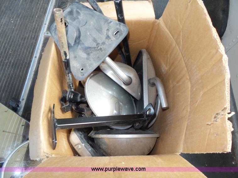 image for item K8456 1990 International 3800 school bus