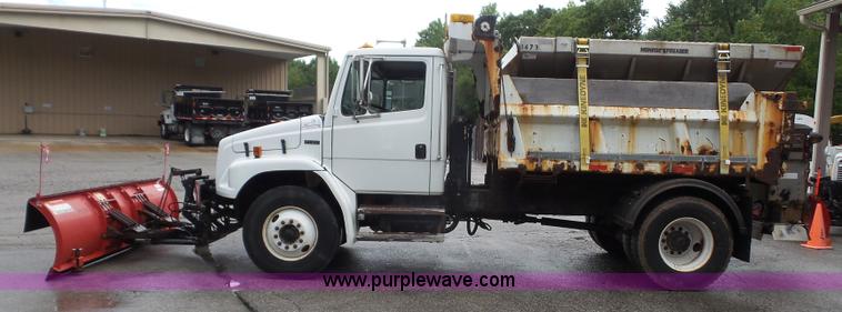 image for item L4976 2003 Freightliner FL80 dump truck