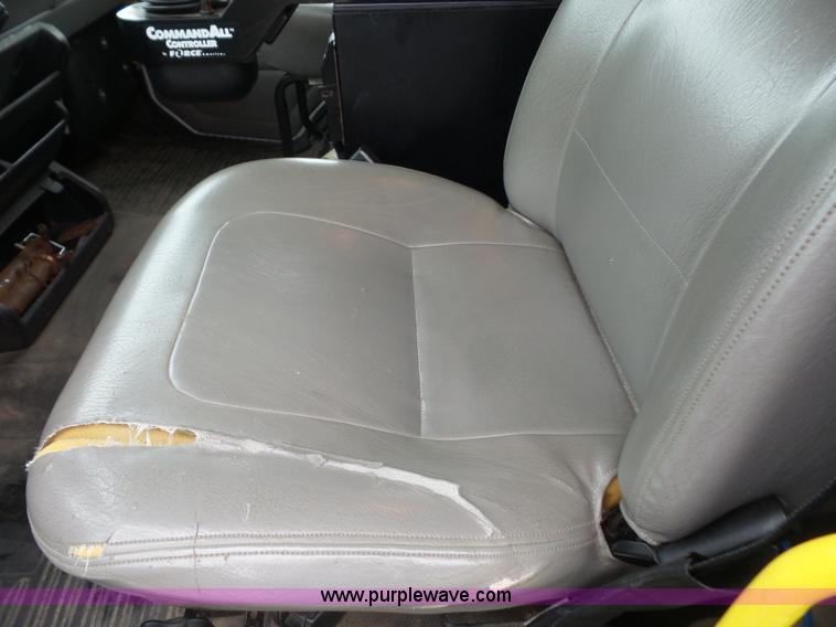 image for item L4976 2003 Freightliner FL80 dump truck