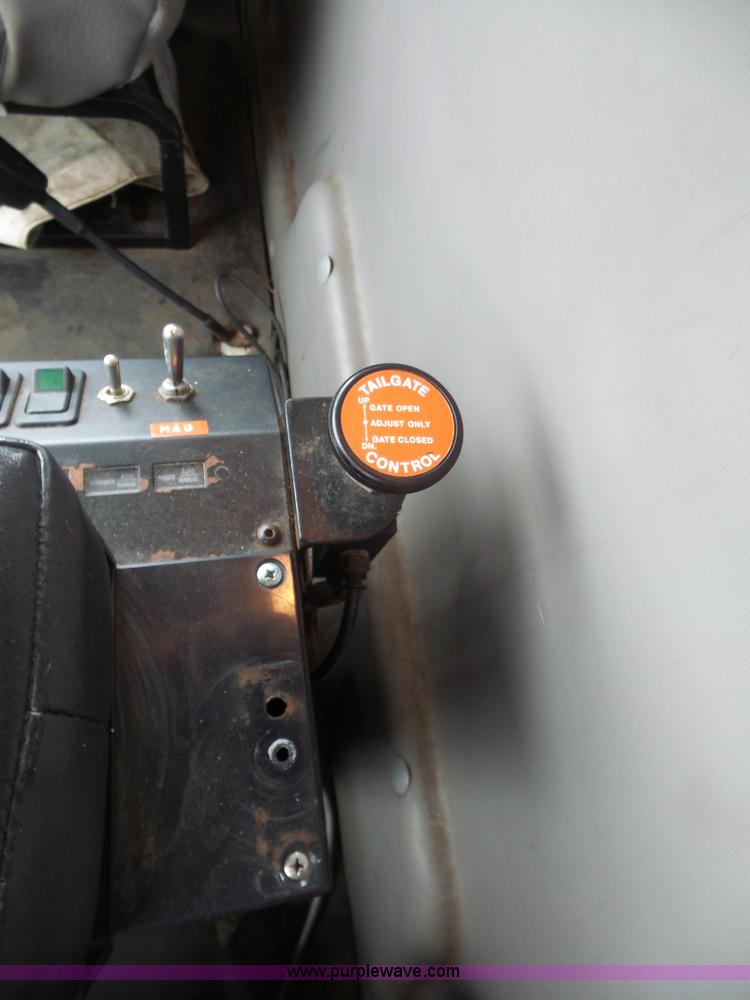 image for item L4976 2003 Freightliner FL80 dump truck