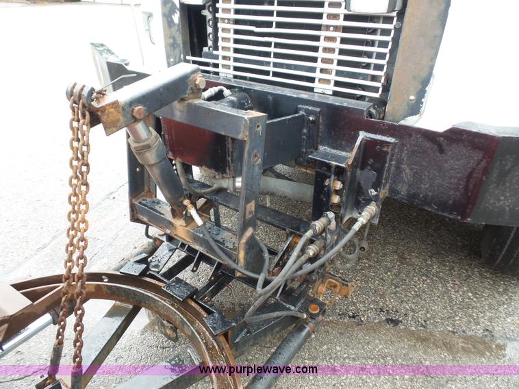 image for item L4976 2003 Freightliner FL80 dump truck