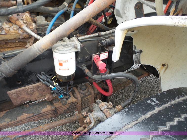 image for item L4976 2003 Freightliner FL80 dump truck