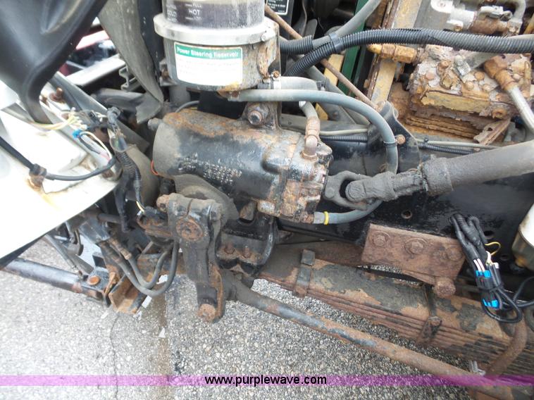 image for item L4976 2003 Freightliner FL80 dump truck