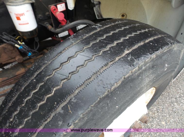 image for item L4976 2003 Freightliner FL80 dump truck