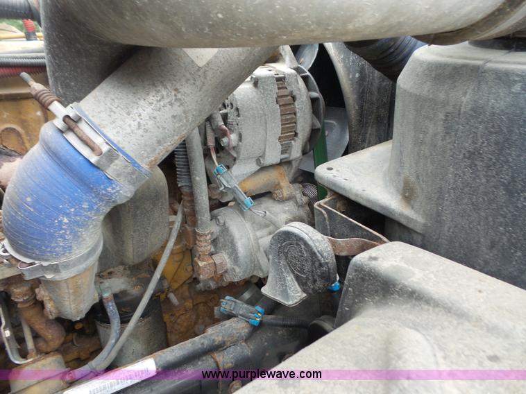 image for item L4976 2003 Freightliner FL80 dump truck