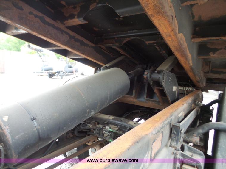 image for item L4976 2003 Freightliner FL80 dump truck