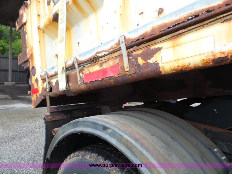 image for item L4976 2003 Freightliner FL80 dump truck