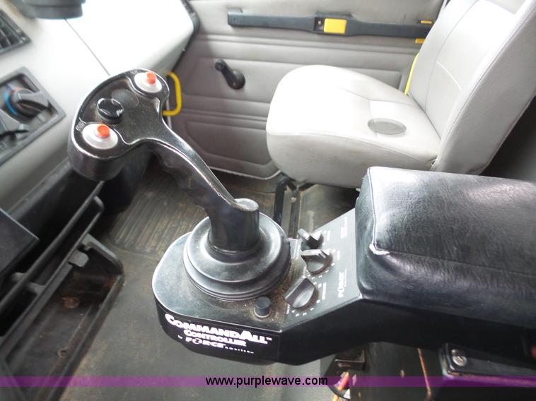 image for item L4977 2003 Freightliner FL80 dump truck