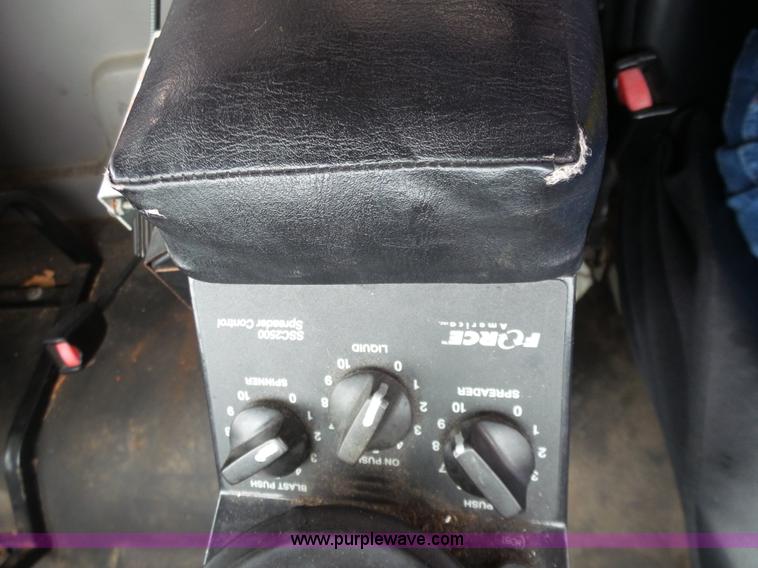 image for item L4977 2003 Freightliner FL80 dump truck