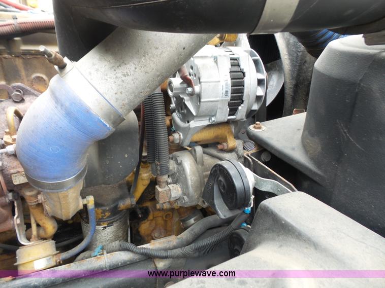 image for item L4977 2003 Freightliner FL80 dump truck