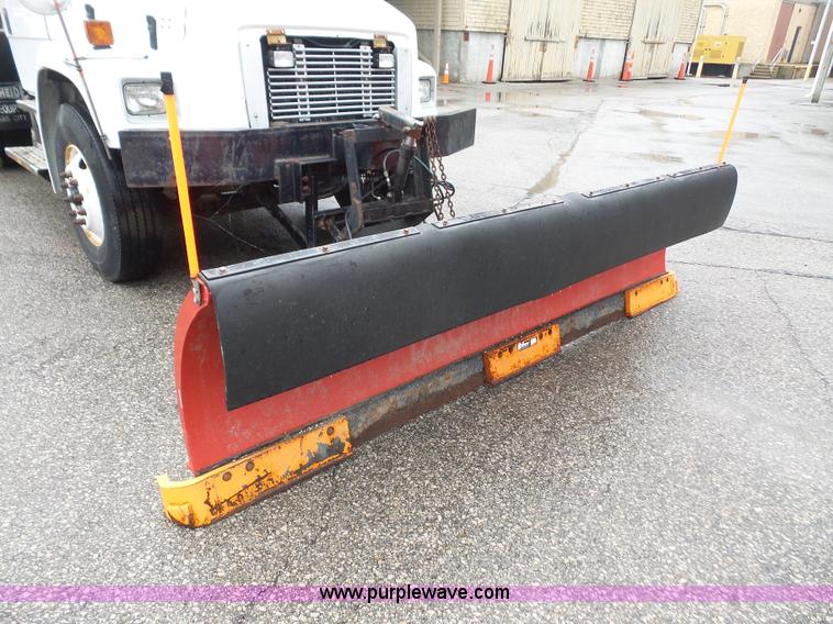 image for item L4977 2003 Freightliner FL80 dump truck