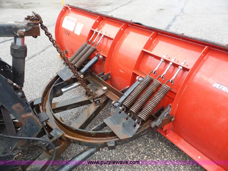 image for item L4977 2003 Freightliner FL80 dump truck