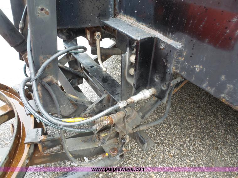 image for item L4977 2003 Freightliner FL80 dump truck