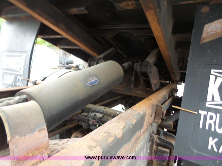 image for item L4977 2003 Freightliner FL80 dump truck