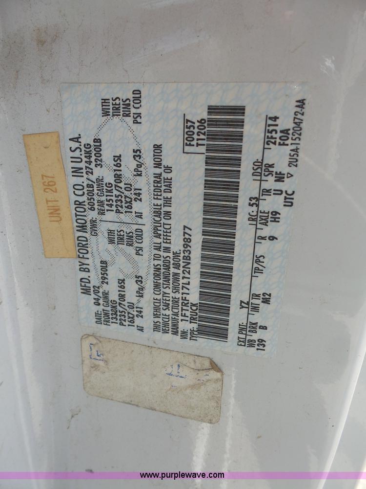 image for item L4987 2002 Ford F150 pickup truck