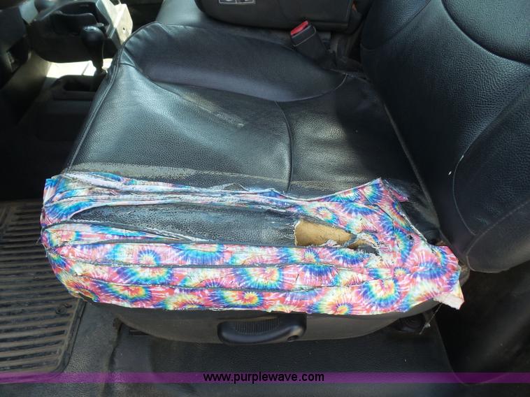 image for item L4988 2005 Dodge Ram 1500 pickup truck