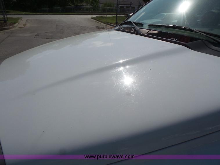 image for item L4988 2005 Dodge Ram 1500 pickup truck