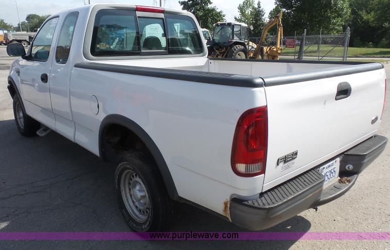 image for item L4989 1998 Ford F150 SuperCab pickup truck