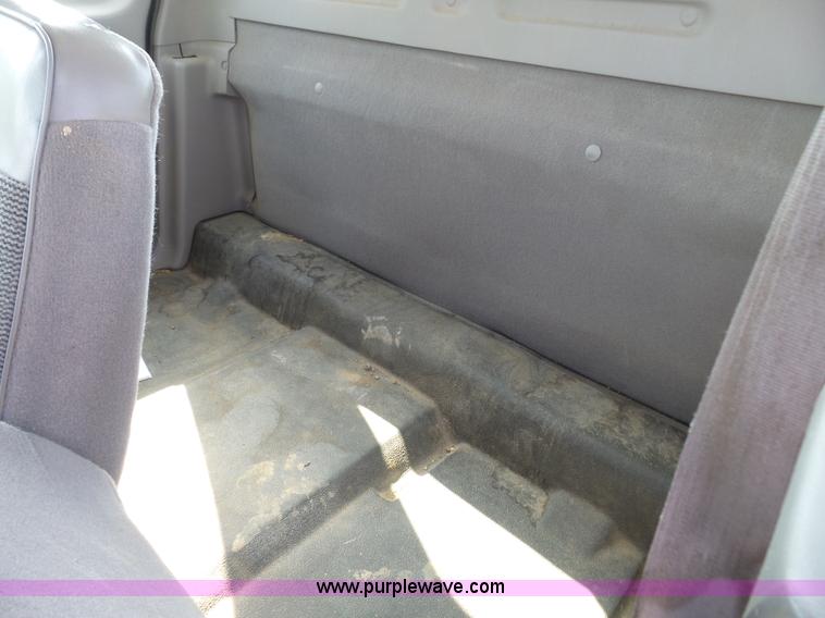 image for item L4989 1998 Ford F150 SuperCab pickup truck