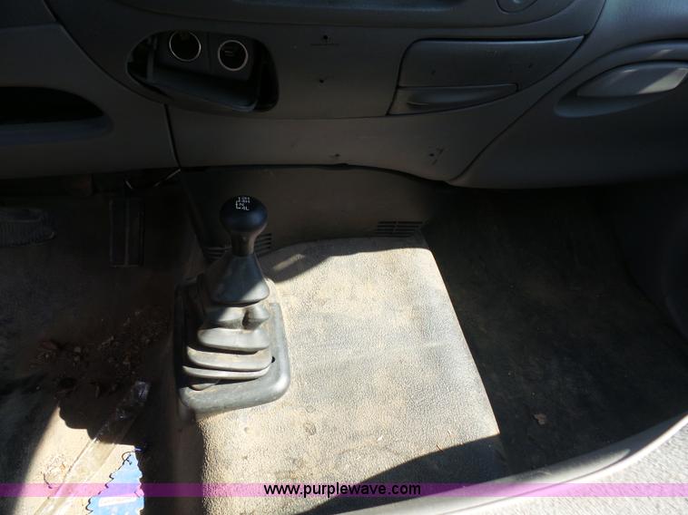 image for item L4989 1998 Ford F150 SuperCab pickup truck