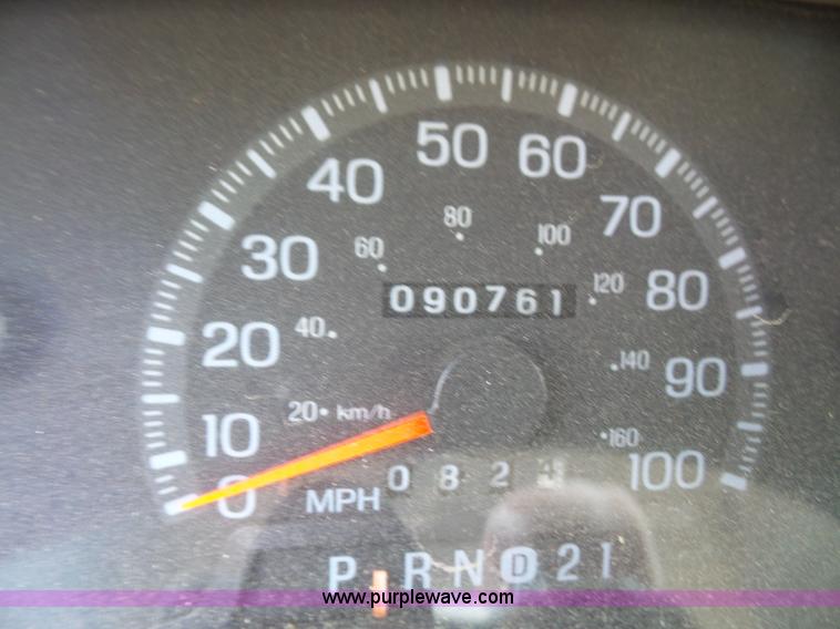 image for item L4989 1998 Ford F150 SuperCab pickup truck