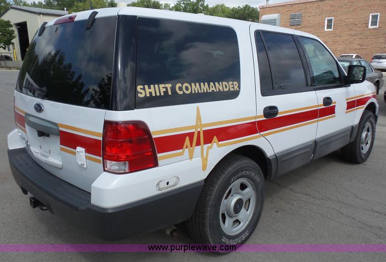 image for item L4991 2006 Ford Expedition XLT SUV