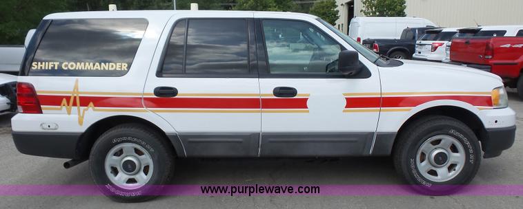 image for item L4991 2006 Ford Expedition XLT SUV