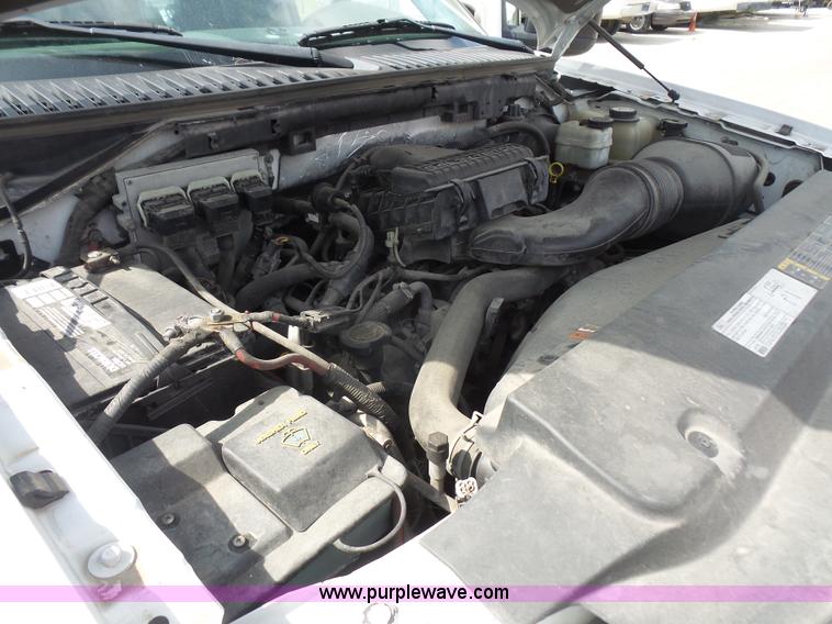 image for item L4991 2006 Ford Expedition XLT SUV