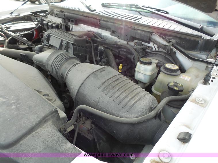 image for item L4991 2006 Ford Expedition XLT SUV