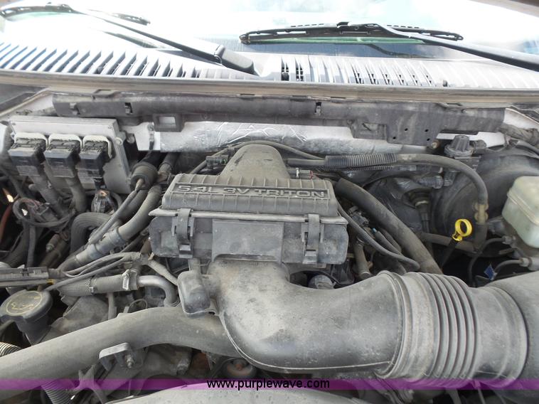 image for item L4991 2006 Ford Expedition XLT SUV