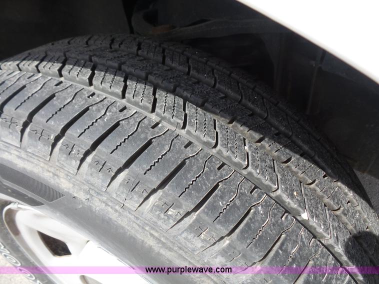 image for item L4991 2006 Ford Expedition XLT SUV