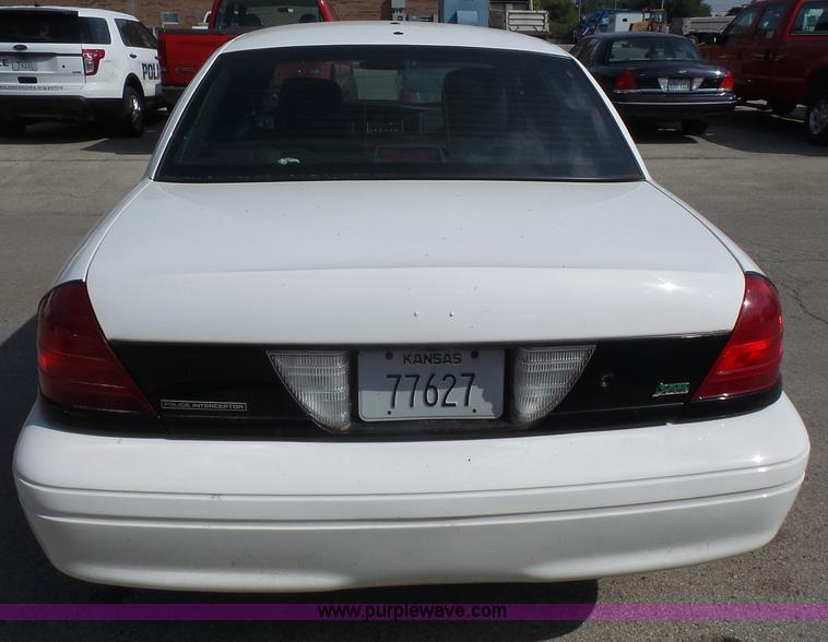 image for item L4992 2011 Ford Crown Victoria Police Interceptor