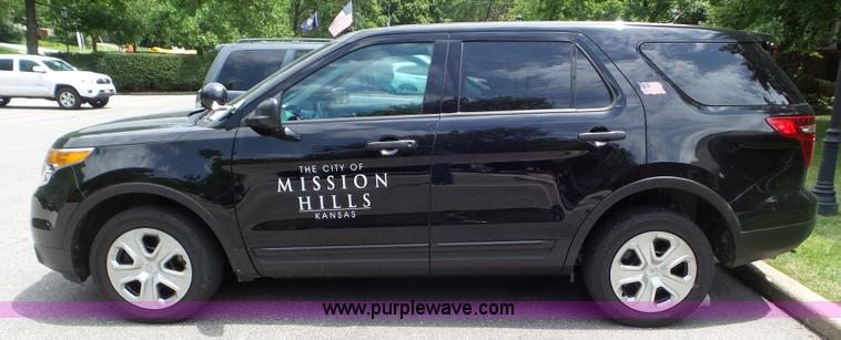 image for item L6826 2013 Ford Explorer Police SUV