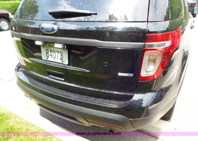 image for item L6826 2013 Ford Explorer Police SUV