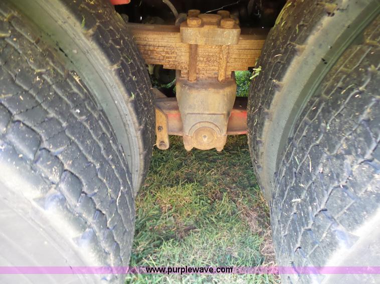 image for item L7087 1996 Sutphen Crew Cab ladder fire truck