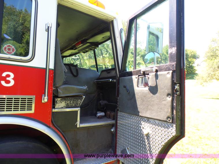 image for item L7087 1996 Sutphen Crew Cab ladder fire truck