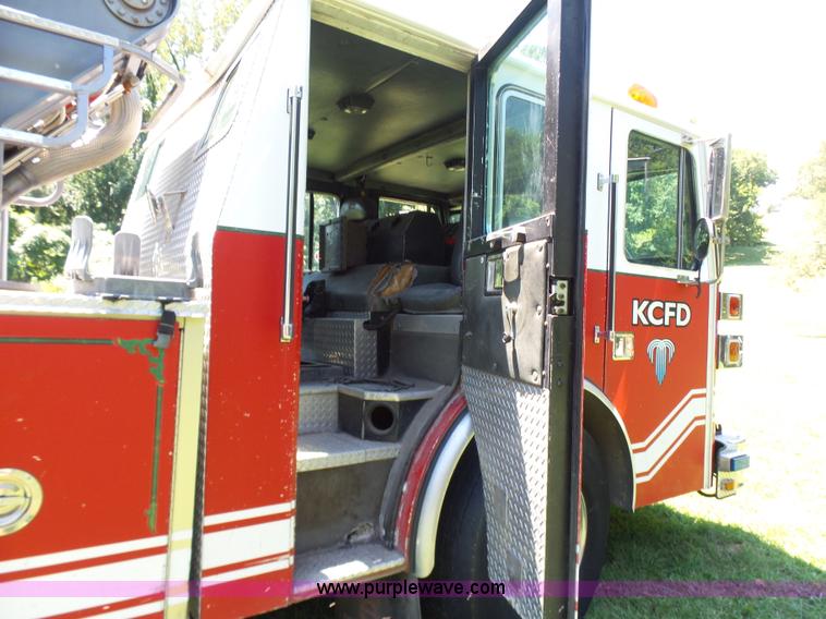 image for item L7087 1996 Sutphen Crew Cab ladder fire truck