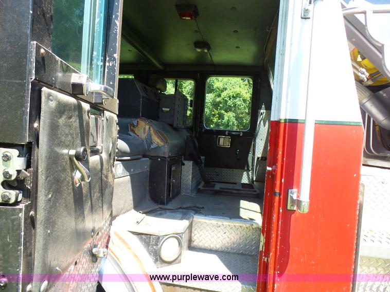 image for item L7087 1996 Sutphen Crew Cab ladder fire truck