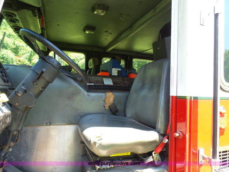 image for item L7087 1996 Sutphen Crew Cab ladder fire truck