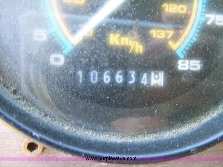 image for item L7087 1996 Sutphen Crew Cab ladder fire truck