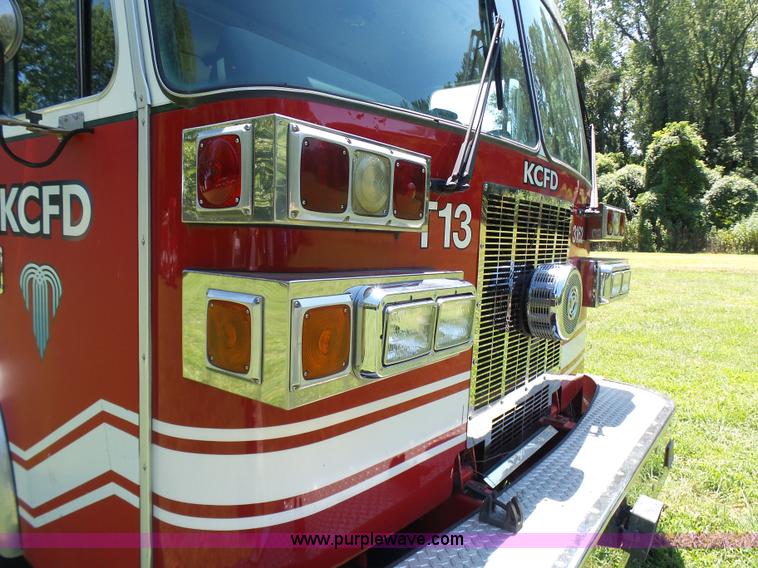 image for item L7087 1996 Sutphen Crew Cab ladder fire truck