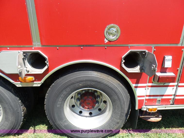 image for item L7087 1996 Sutphen Crew Cab ladder fire truck