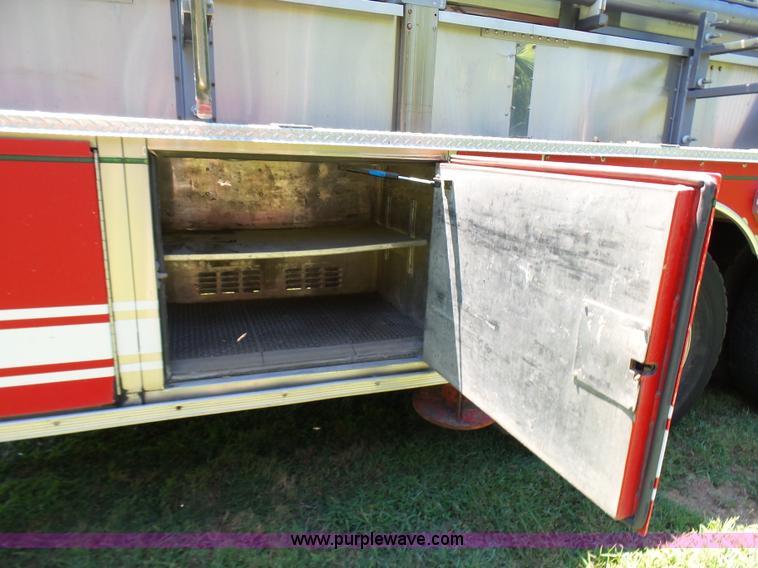 image for item L7087 1996 Sutphen Crew Cab ladder fire truck