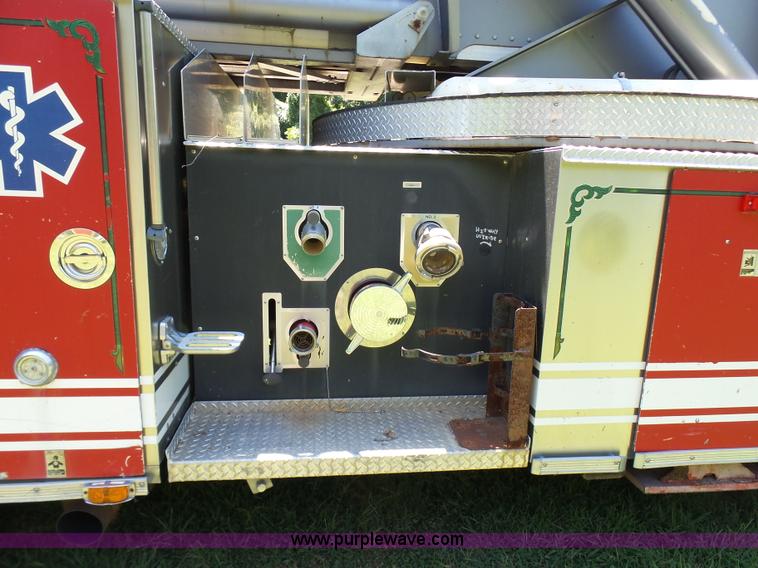 image for item L7087 1996 Sutphen Crew Cab ladder fire truck